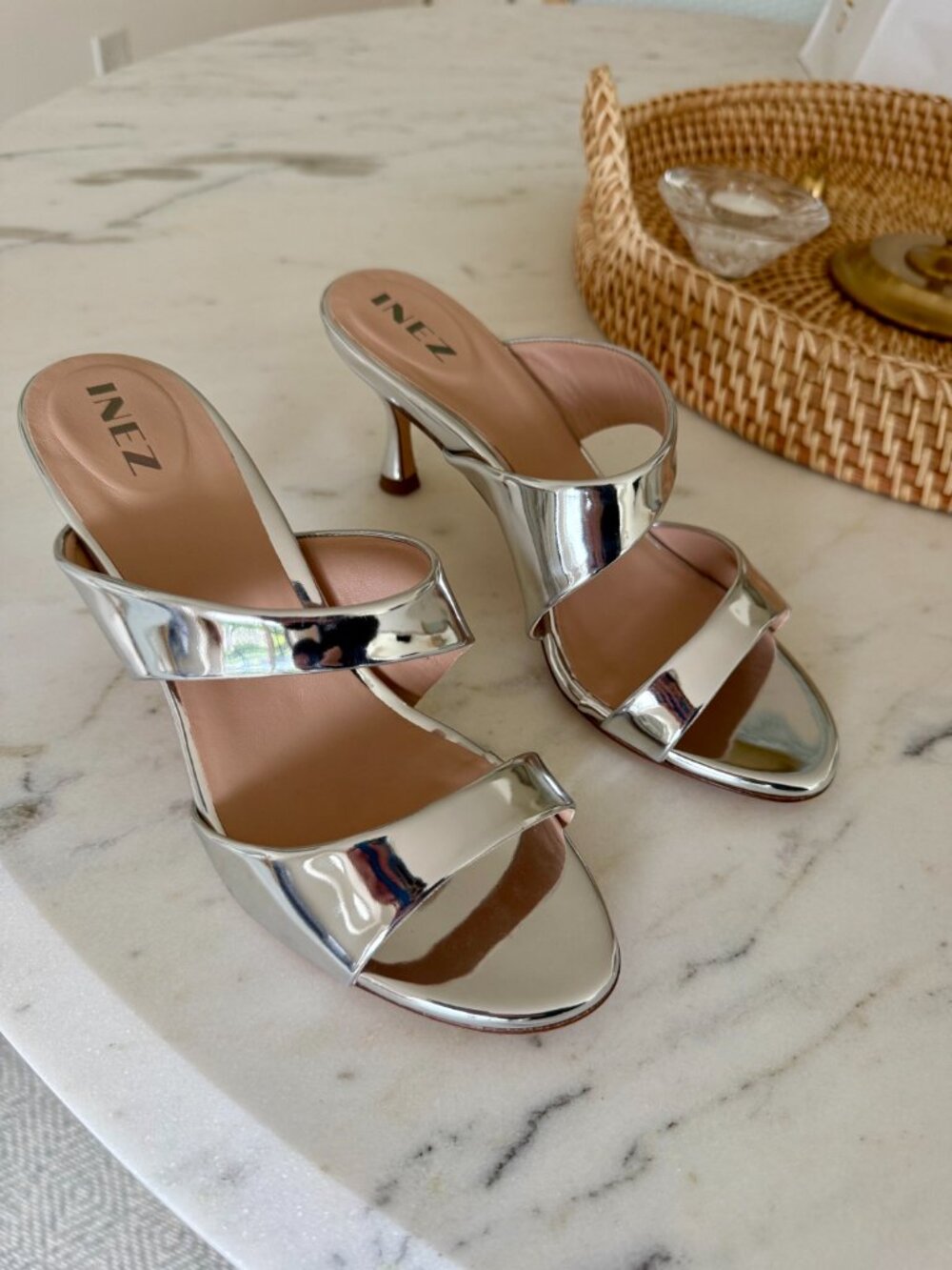 INEZ Silver Metallic Leather Heeled Sandals Size 7.5 NWOT - Picture 2 of 4